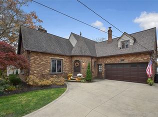 2624 Lakeview Ave, Rocky River, OH 44116