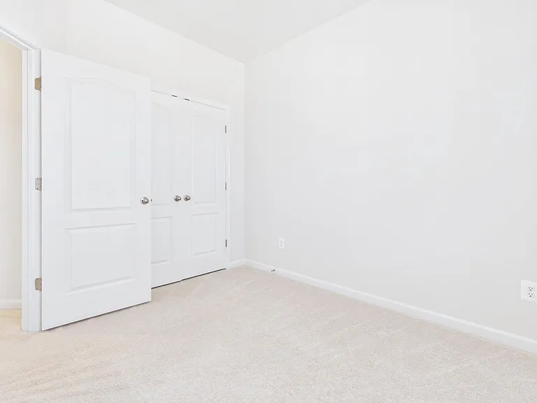 33 Chester Ct — Photo 38