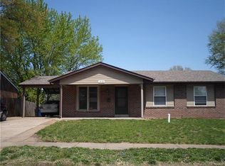 1935 Hungerford Dr, Florissant, MO
