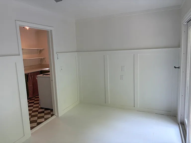 3406 Laurel Park Hwy — Photo 4