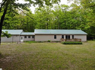 135 Montgomery Rd SW, South Boardman, MI 49680