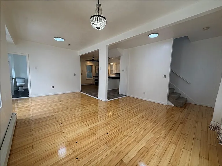 38 Marion Ave — Photo 8