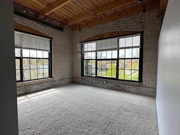 2nd image of 533 Columbia Ave APT 270