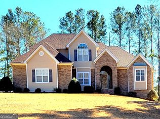 190 Baywatch Cir, Fayetteville, GA 30215