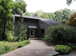 154 Lancaster Rd, Coventry, CT 06238