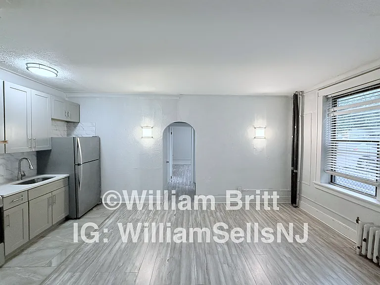266 Beech St #4 — Photo 4