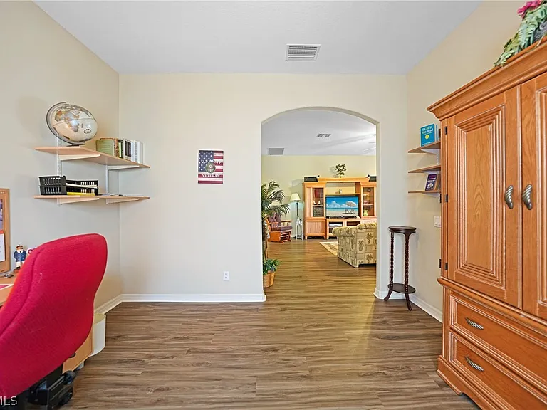 2454 Blackburn Cir — Photo 24