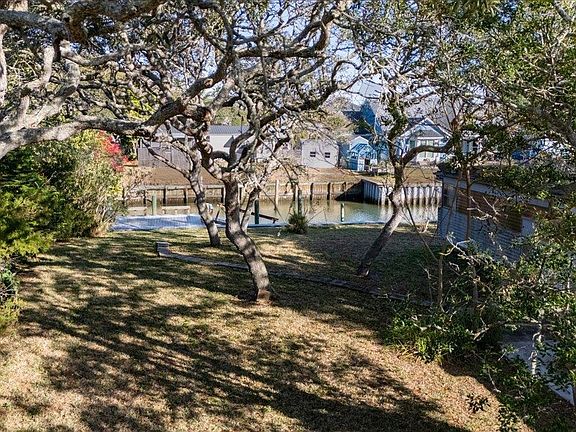 4th image of 224 Pizarro Rd