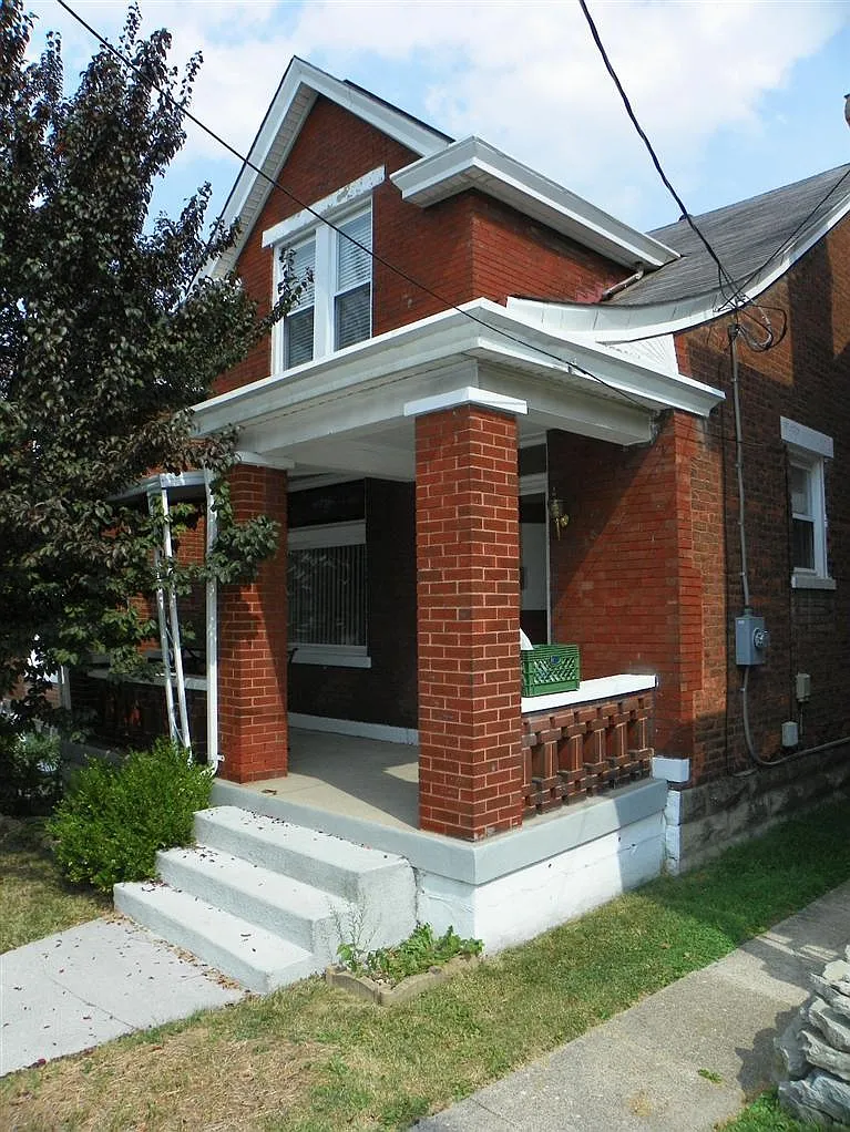 16 15th St photo 1