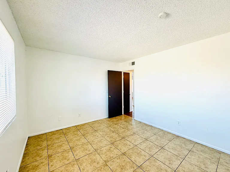 Sentinel Villas Tucson — Photo 3