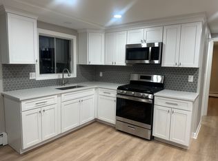 11211 1st St #1, Mokena, IL 60448