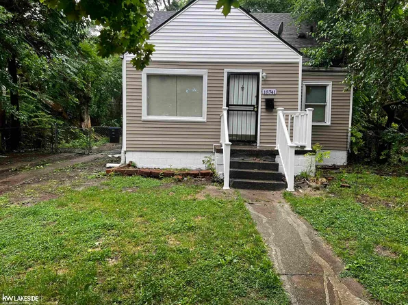 15741 Rockdale St, Detroit, MI 48223