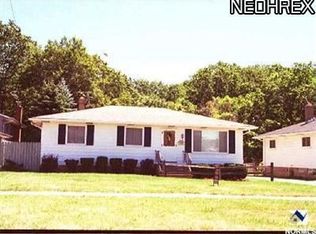 7041 W Parkview Dr, Parma, OH