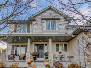 2216 Jodi Cir, Hudson, WI 54016