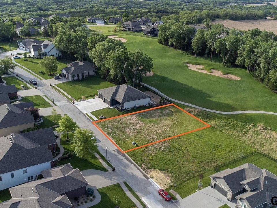 1st image of 1401 Fairway Cir