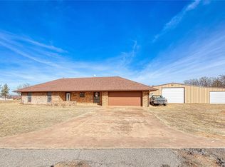 109 Park Dr, Sayre, OK 73662