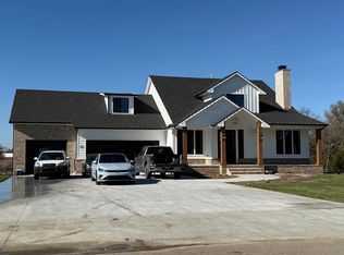 353 N Sarah Ct, Derby, KS 67037