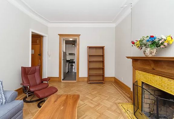 2nd image of 58 W 70th St APT 8