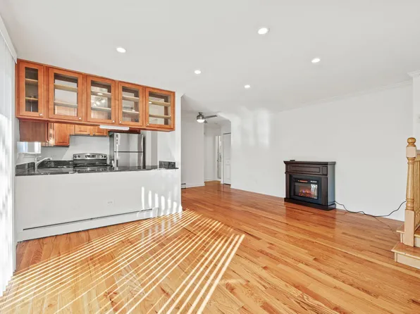 Natural Falls Resort Apartments, 7940 Janes Ave #3fd05e1b2, Woodridge, IL 60517