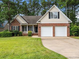 85 Shining Water Ln, Spring Lake, NC 28390