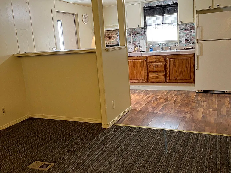 441 Easy St #4 — Photo 5