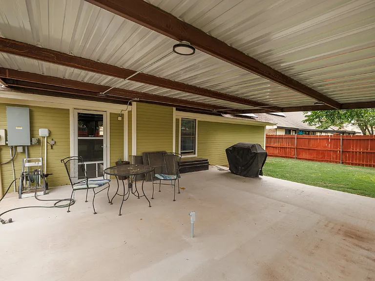 857 Chanticleers Ln — Photo 32