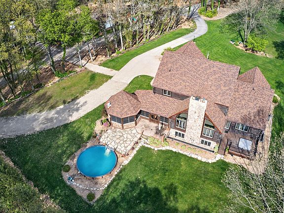 4th image of 30131 Vantilburg Ct