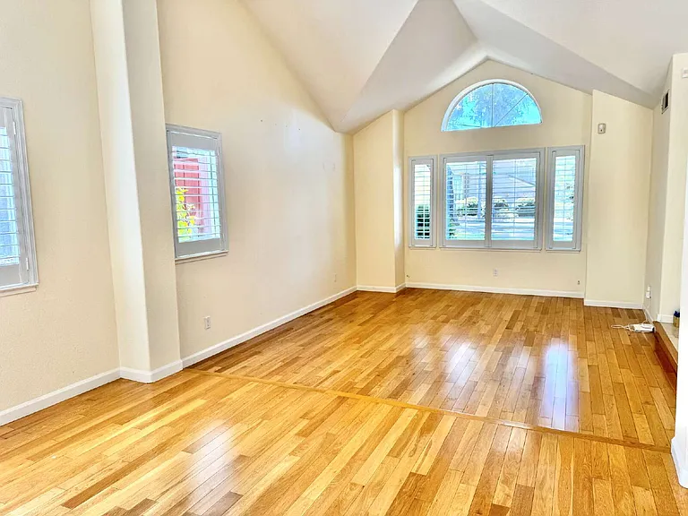 3281 Falerno Way — Photo 5