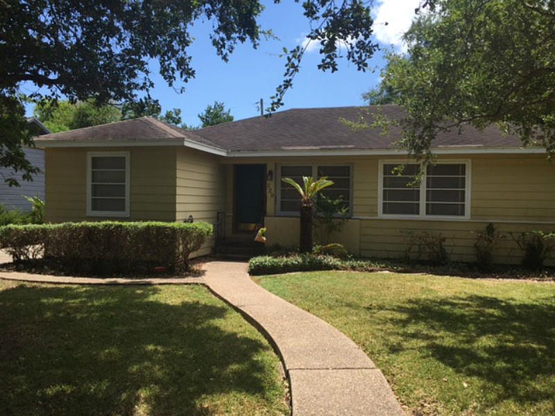 1st image of 329 Camellia Dr