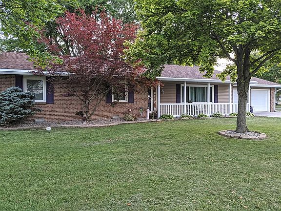 2nd image of 1102 Bellaire Ave