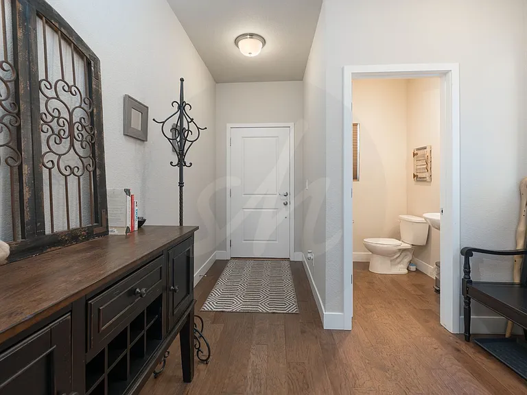 9189 Pacific Crest Dr — Photo 2
