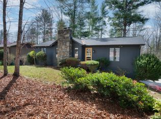 21 Glen Crest Dr, Arden, NC 28704