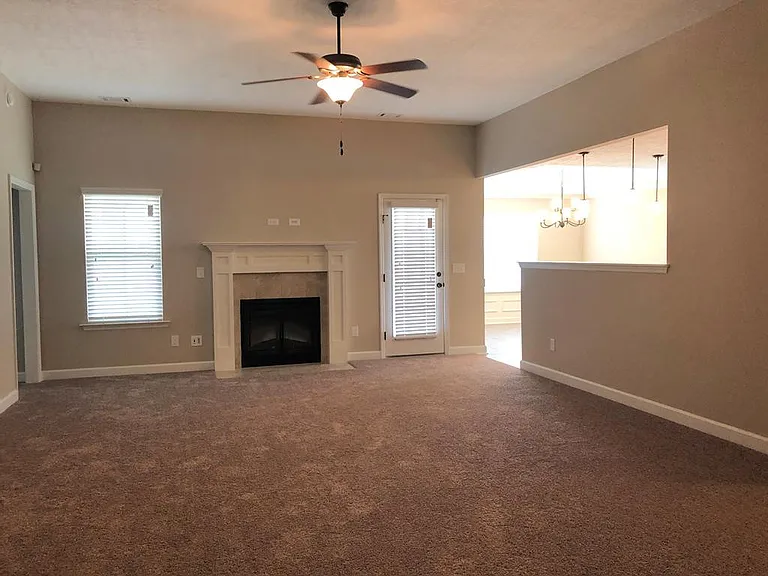 5029 Copse Dr — Photo 3