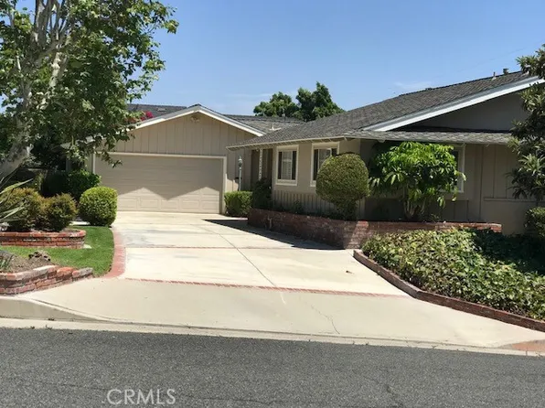 900 Melody Ln, Fullerton, CA 92831