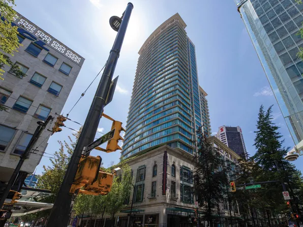 610 Granville St #1710, Vancouver, BC V6C 3T3