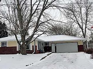 51 Terrace View Blvd, Oregon, IL 61061