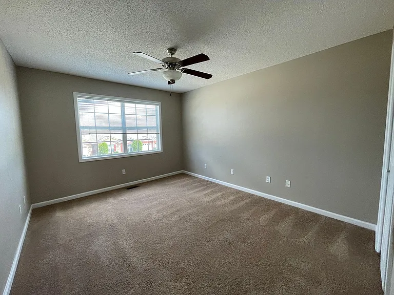 121 Concord Ave — Photo 15