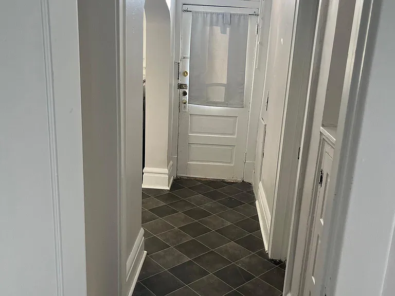 25 W Brighton Rd #25 — Photo 6