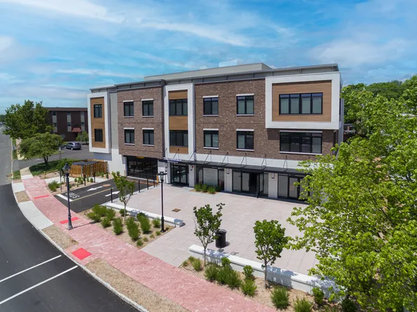 450 Springfield Ave Unit 301, Berkeley Heights, NJ 07922