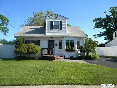 1st image of 216 Brook St