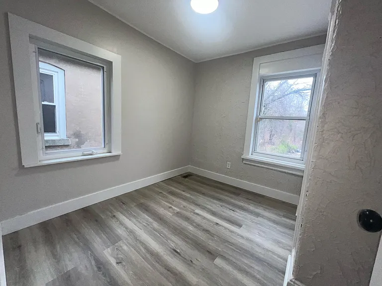 134 Old Rose St #1 — Photo 8