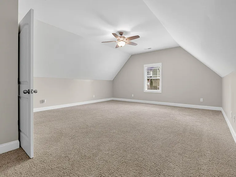 313 Laurel Oaks Dr — Photo 32