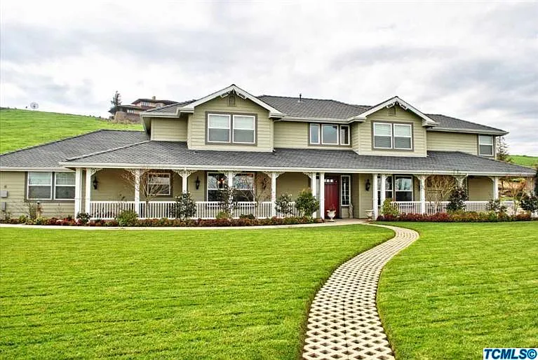 32096 Road 168 APT D photo 1