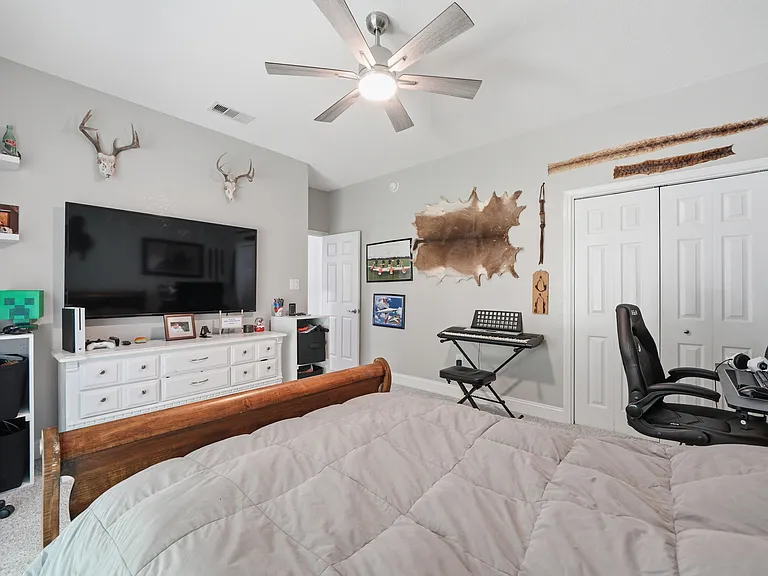 5855 Hunting Meadows Dr — Photo 45