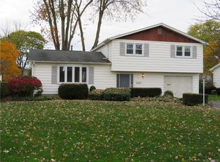 111 Emerald Dr, Liverpool, NY 13088