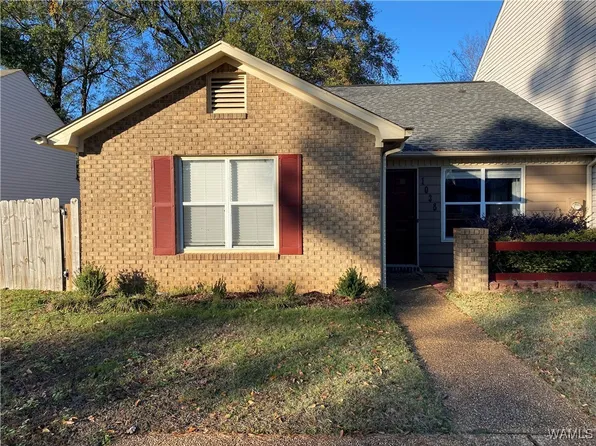 1038 Fairfax Dr, Tuscaloosa, AL 35406