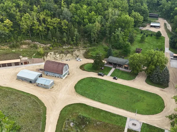 17674 County Road 11, Spring Grove, MN 55974