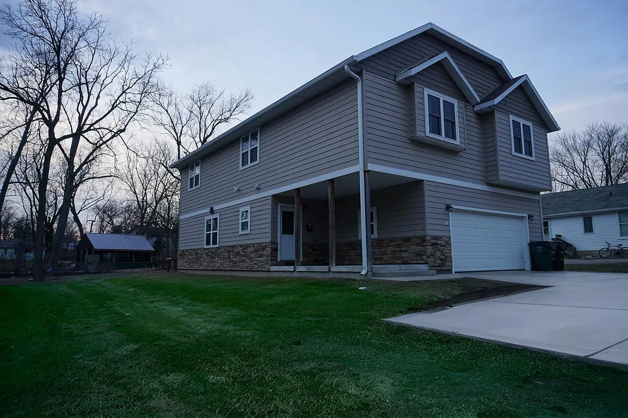 534 South Gault STREET photo 1
