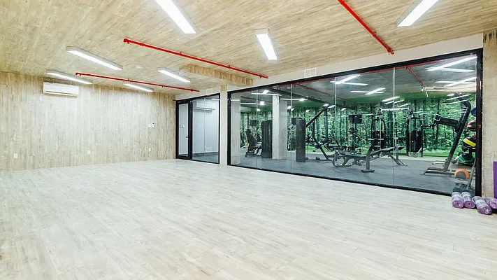 Rented by Nooklyn NYC LLC | media 44