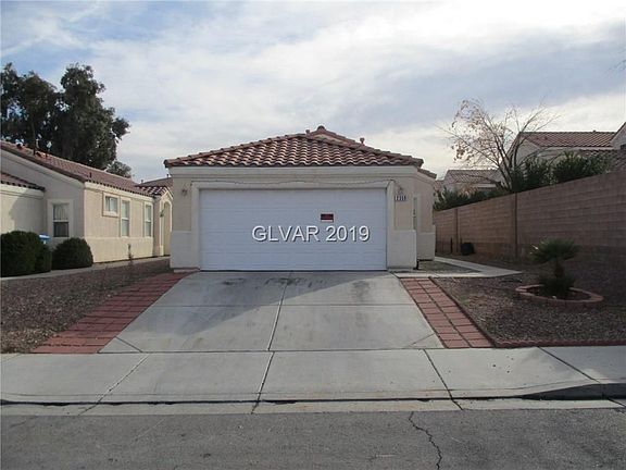 2nd image of 2559 W Richmar Ave